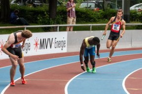 九游(jiuyou)官方网站-体育产业创新论坛讨论赛事商业模式新趋势，体育产业发展论坛