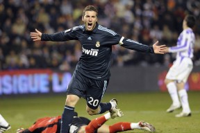 Jiuyou-从街头球场到国家队的奋斗故事，街头球员